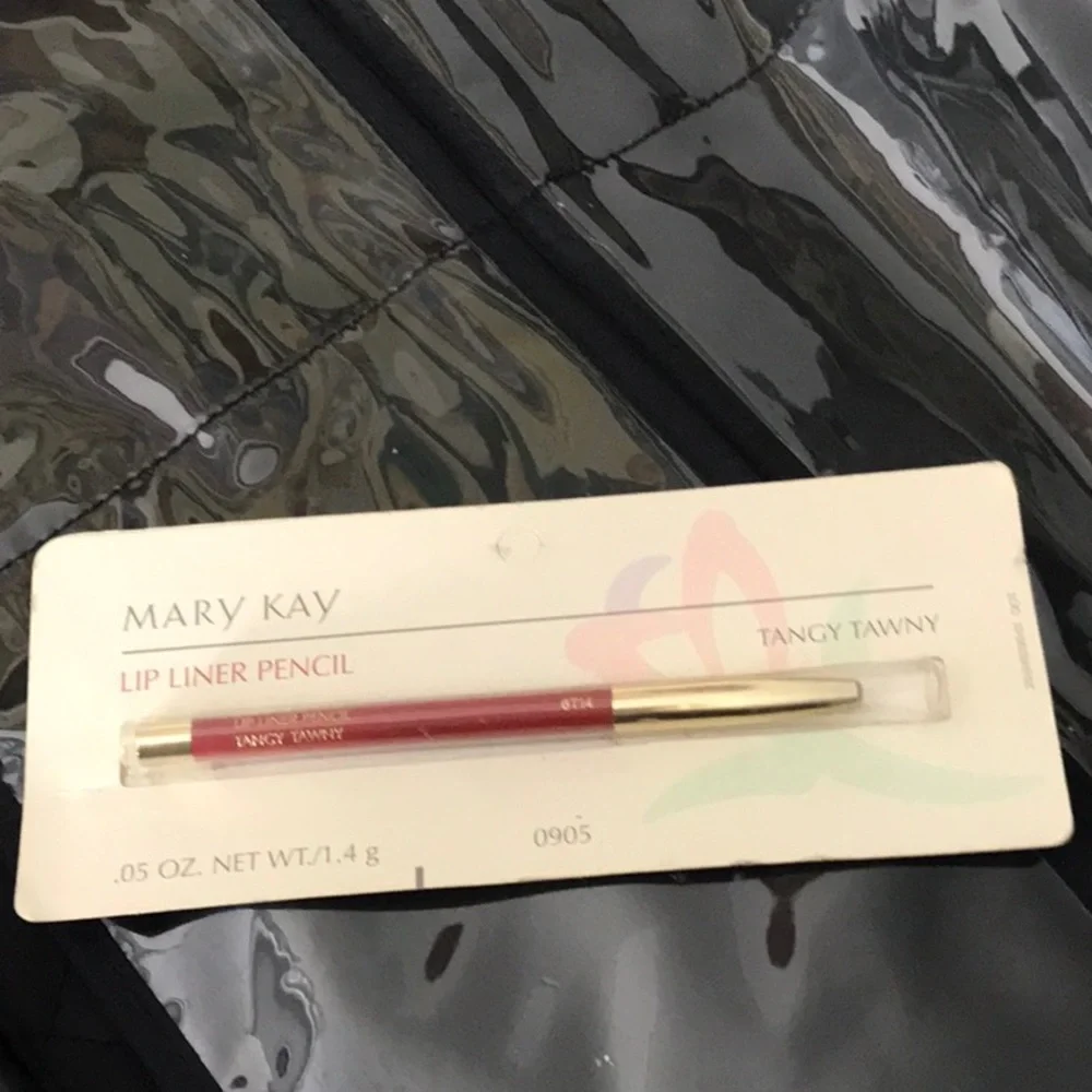 Mary Kay closet sample product cosmetic jewelry hanging organizer bonus lipliner